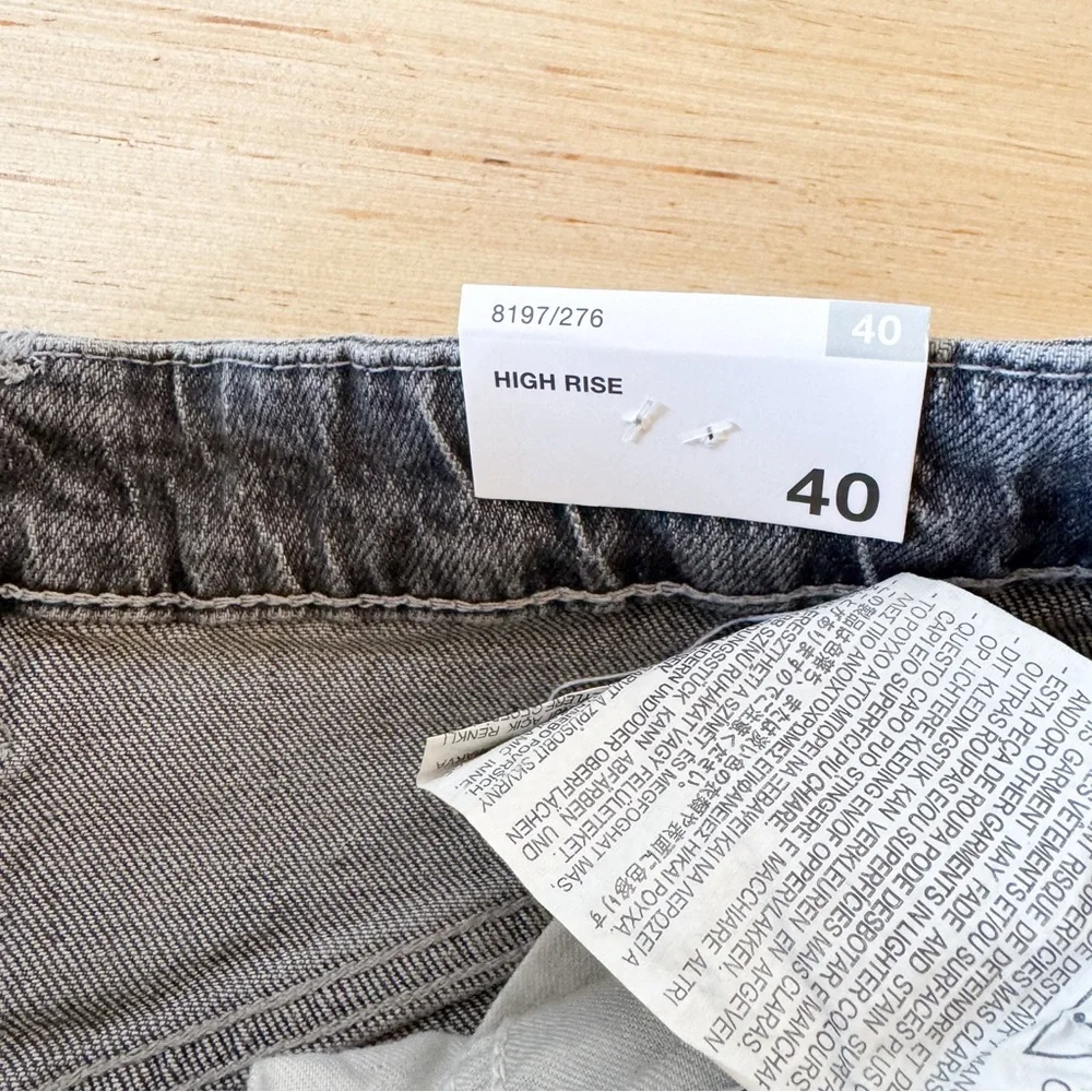 Zara Mom Fit Charcoal Denim Shorts Size 8‎